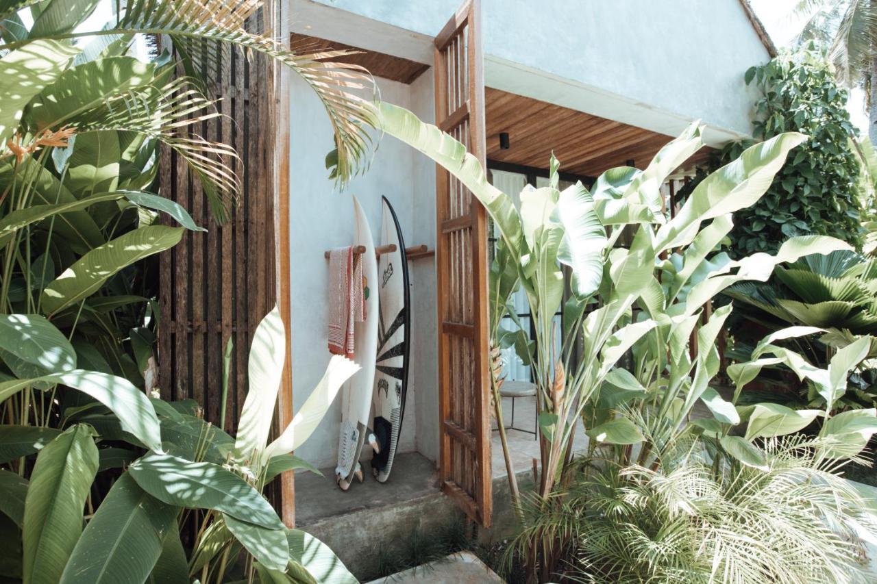 Surfing Temple Hotel Boutique جنرال لونا المظهر الخارجي الصورة