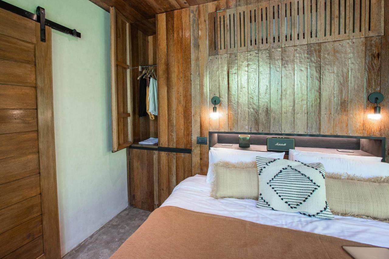 Surfing Temple Hotel Boutique جنرال لونا المظهر الخارجي الصورة