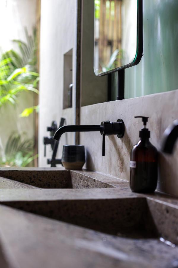 Surfing Temple Hotel Boutique جنرال لونا المظهر الخارجي الصورة